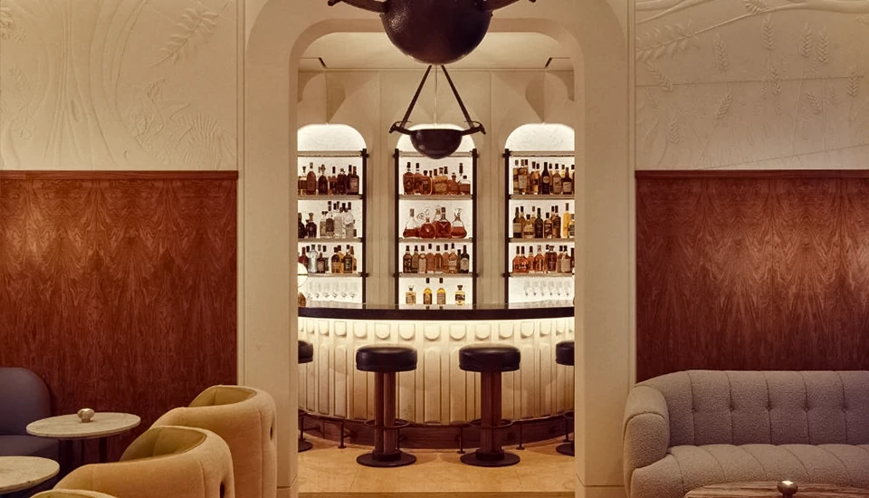 هتل برکلی پراتونام بانکوک